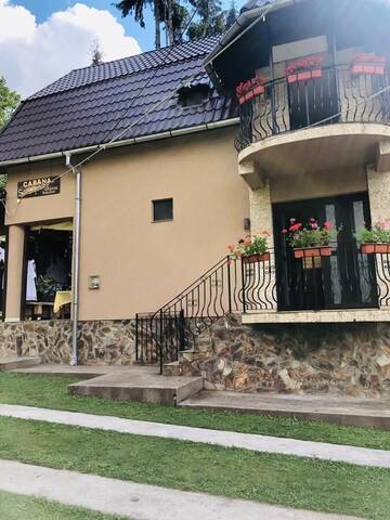 Фото номера Дом с 5 спальнями Гостевой дом Cabana Suvenirurilor г. Скэришоара 4